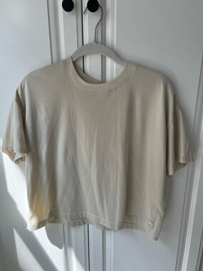 Vuori Crop Tee - Beige